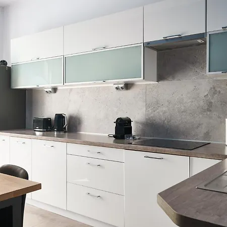 Artroom 50 * Όλστυν